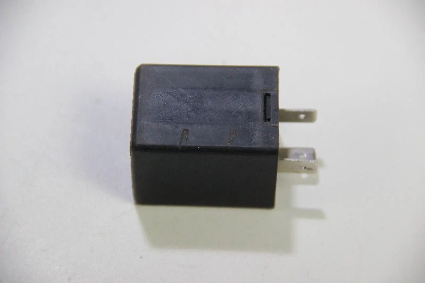 Original Bosch  BMW Opel Mercedes Audi  Relais Relay  0335200022  Oldtimer