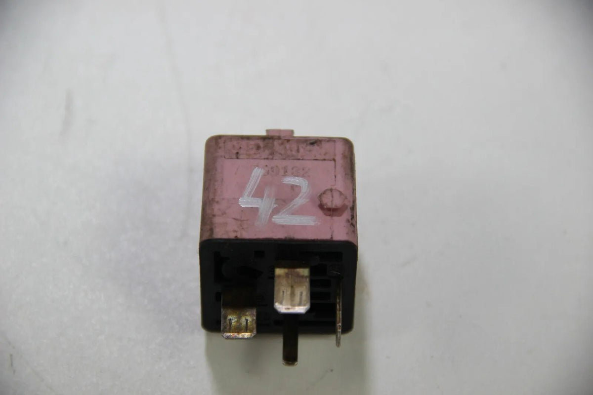 Original Bosch Bosch Relais Kontrollmodul Relay hellrosa 0332019168 Oldtimer