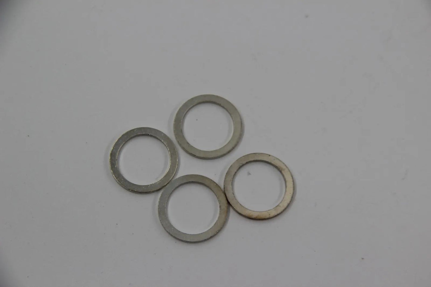 Original BMW E34 E39 E32 E38 E31 E53 Dichtring A18X24-CUSN 4Stk 32411093598