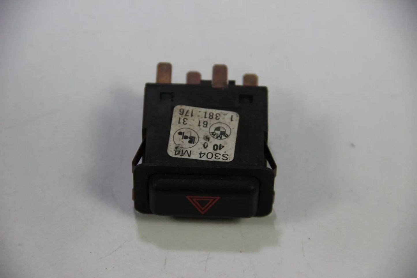 Original BMW E30 E24 E28 E23 Warnblinkleuchte Schalter / Gefahrenhinweis 1381176