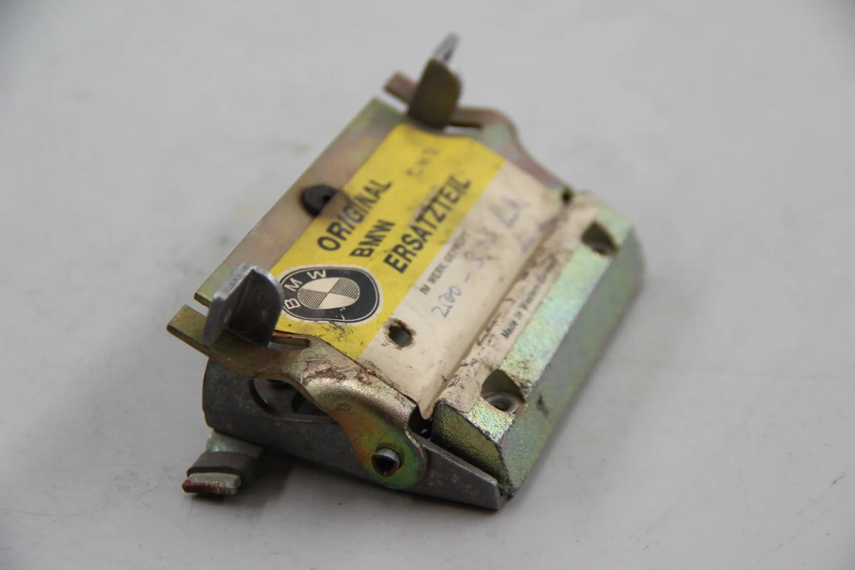 Original BMW E3 2500 - 3.3 Li Grundplatte hinten links 51221800433