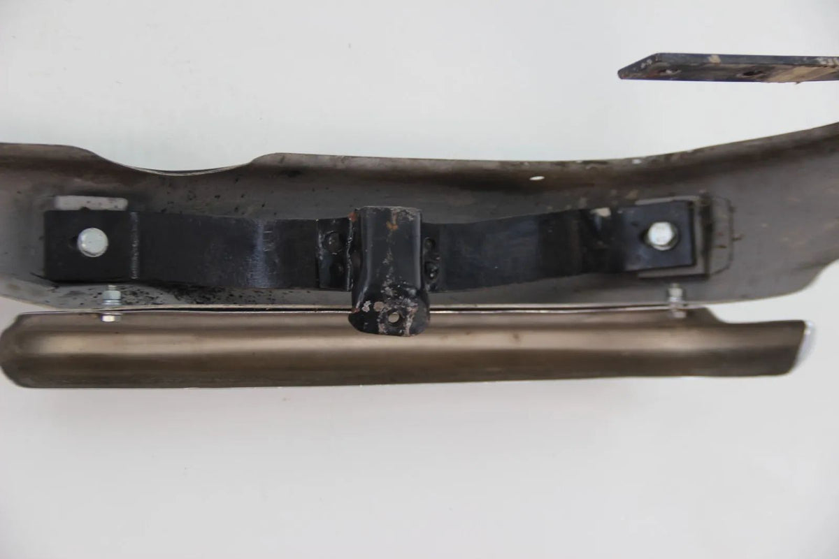 Original Mercedes W108 W109 S-Klasse Stoßstangenecke Hinten Rechts o. Gummi