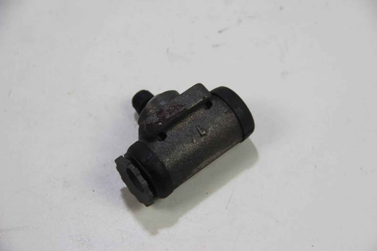 NEU Original BMW Radbremszylinder D=22 E12 51i-520i 34211109342 New old stock