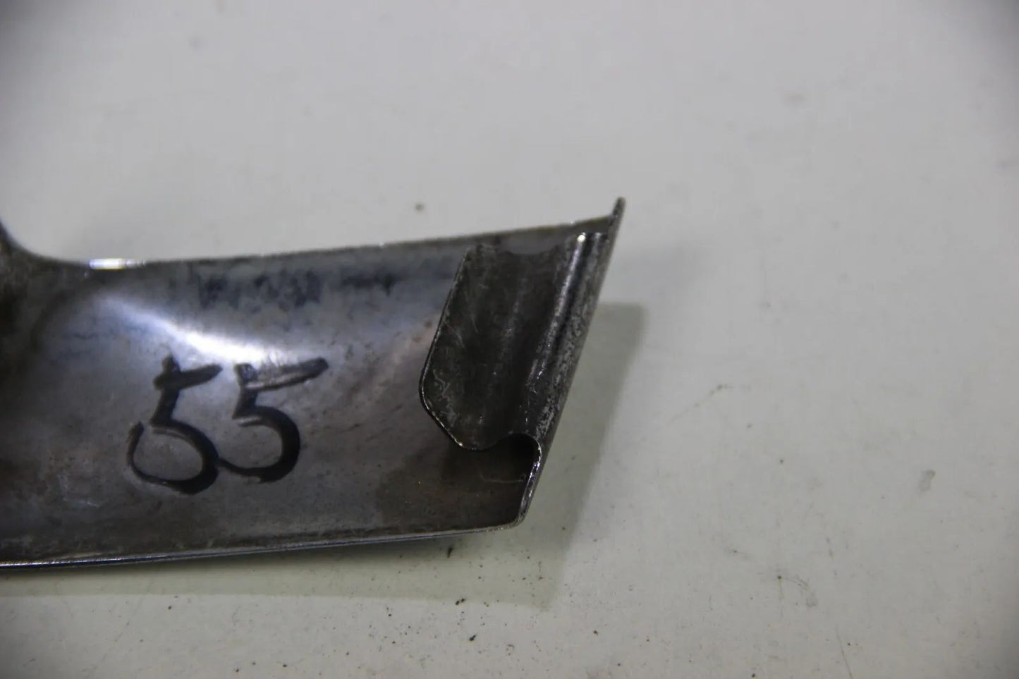 Original BMW E28 518i-535i M5 Blende Stoßstange hinten chrom rechts OEM