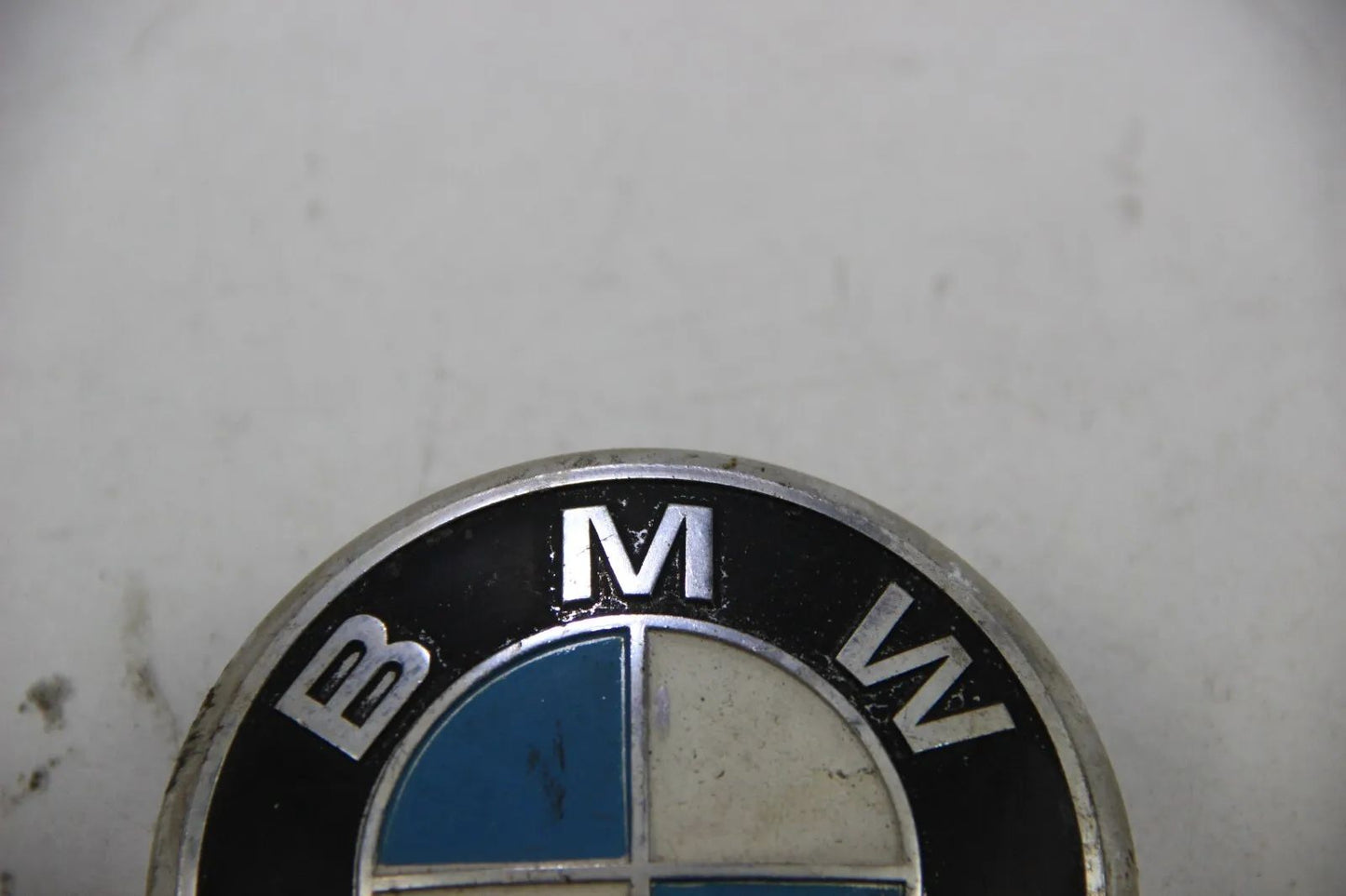 Original BMW E3 Plakette vorne Emblem 88mm Aluminium Badge OEM 00095808103