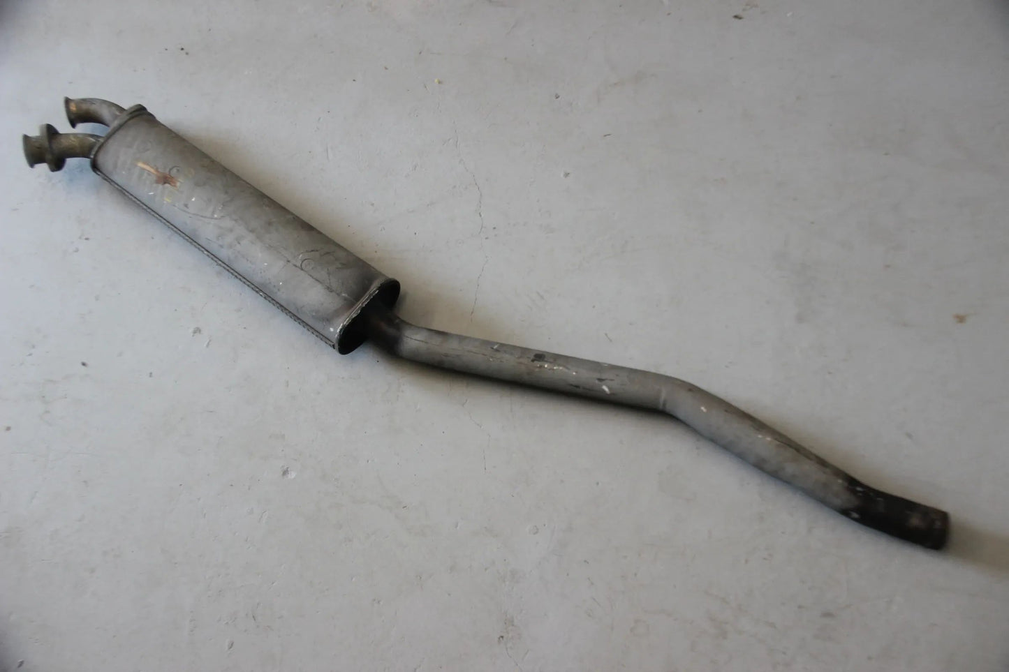 Original BMW E30 320i M20 324d M21 Vorschalldämpfer 18121177945