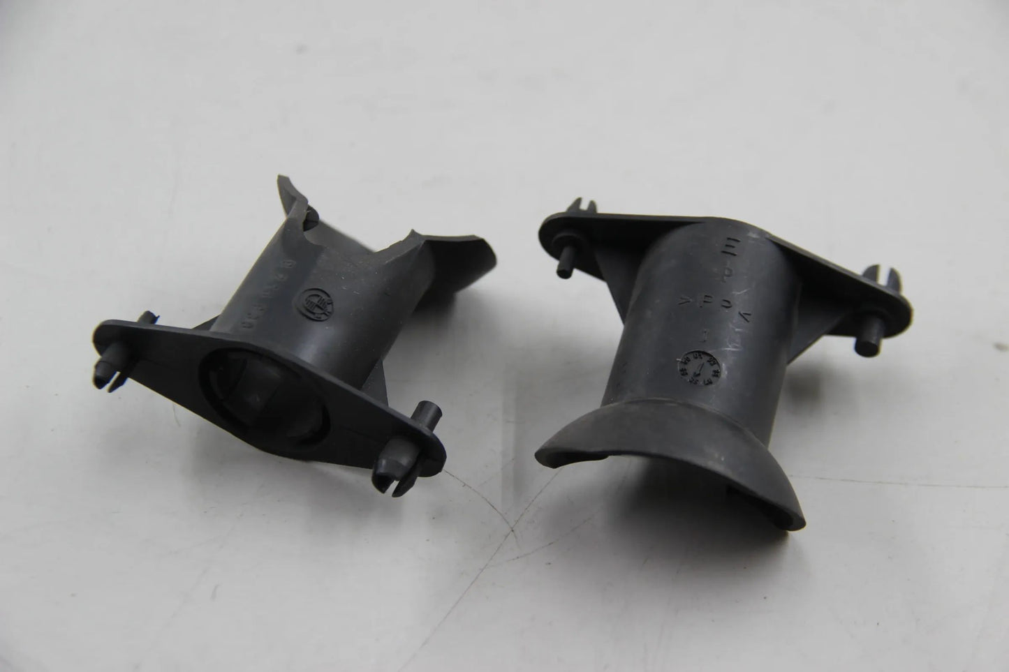Original BMW E46 316i 1.6 1.9 318i 320i-330i 2x Montagehülse 51118211938