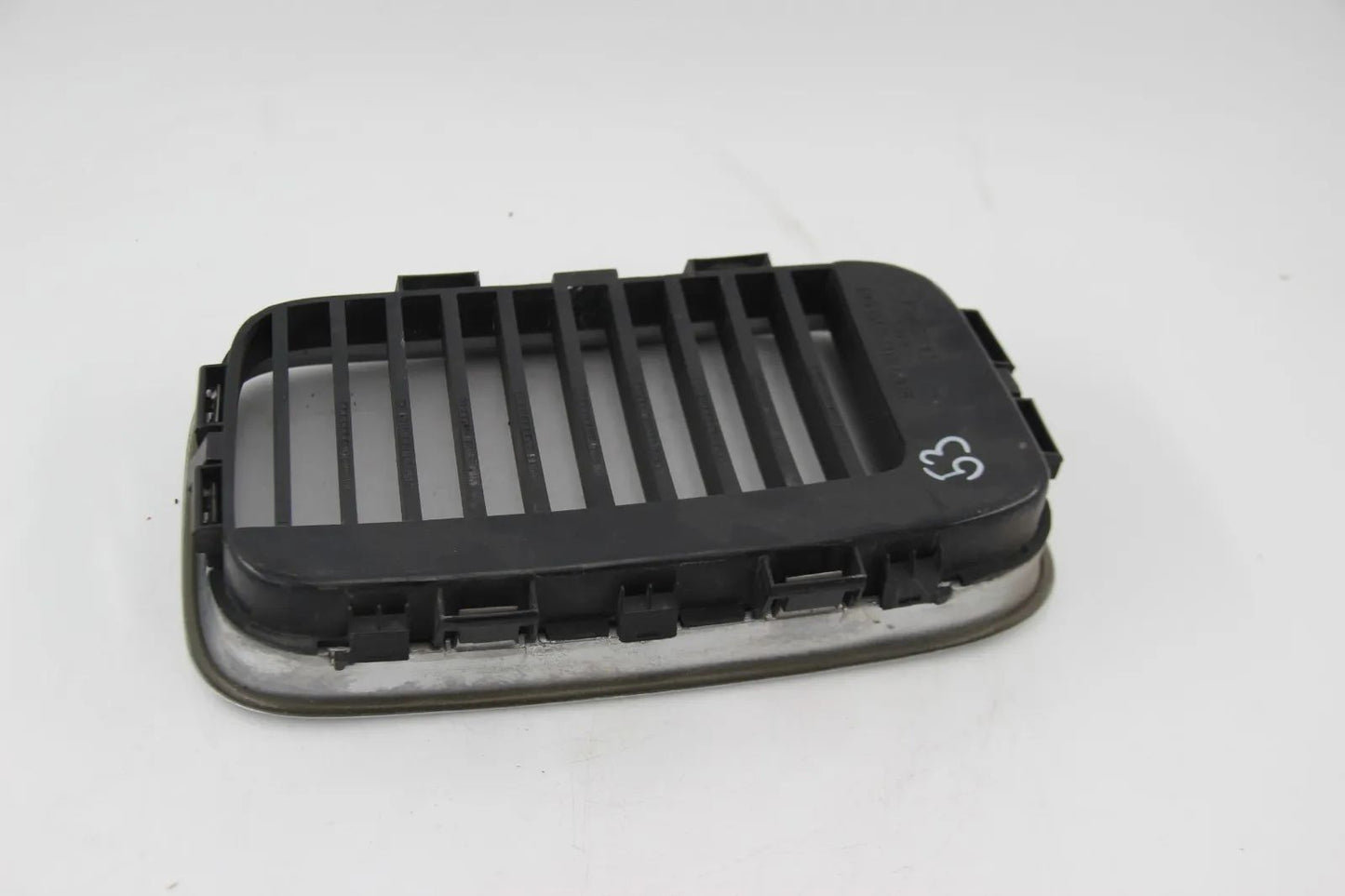 Original BMW E36 3er Ziergitter Niere Vorne Links Chrom Grille 51138151547