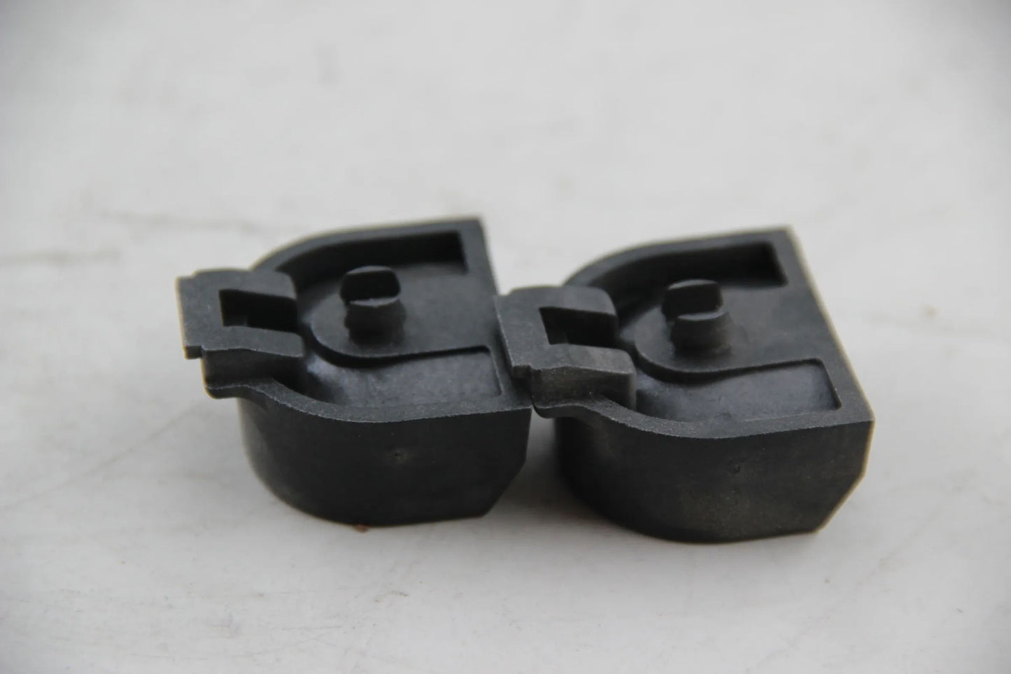 Original BMW E30 316i-325i E34 E32 E31 2x Halter Wasserkühler 10MM 17111178449