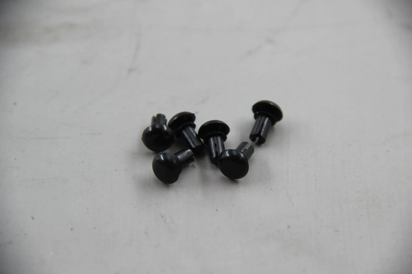 Original BMW E36 316i-328i M3 E31 840Ci 840i 850Ci 6x Spreizniet 51162121287