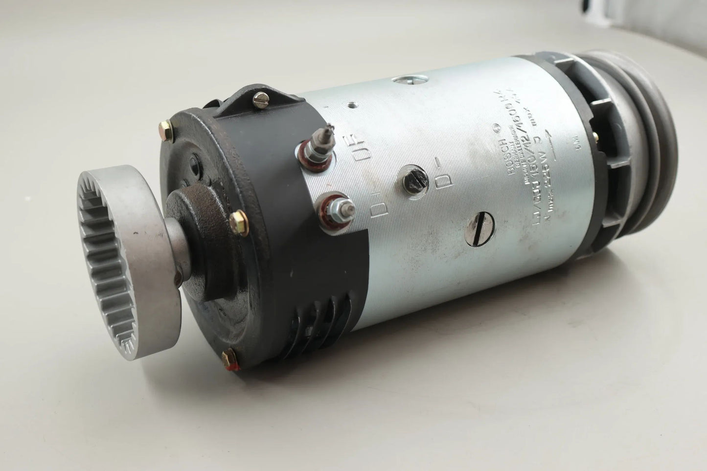 Mercedes-Benz W198 300SL  Lichtmaschine Generator Bosch Alternator 000 154 75 01