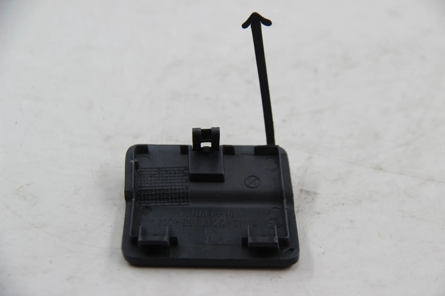 Orig. BMW E36 316i-328i M3 Klappe Abschleppöse grundiert M TECHNIC 51122235497