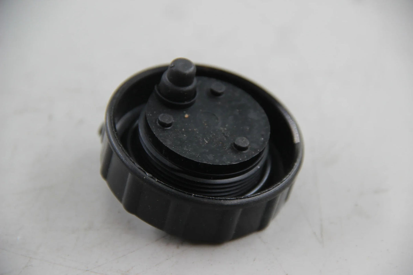 Original BMW E28 524d 524td M21 Limousine Verschlussschraube NOS NLA 13321285906