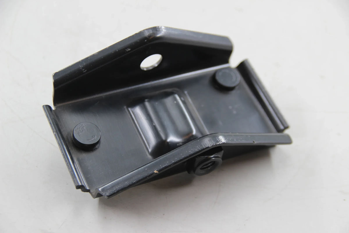 Original BMW E34 518i 520i 525i 530i 535i 540i M5 Halter NOS NLA 51111944299