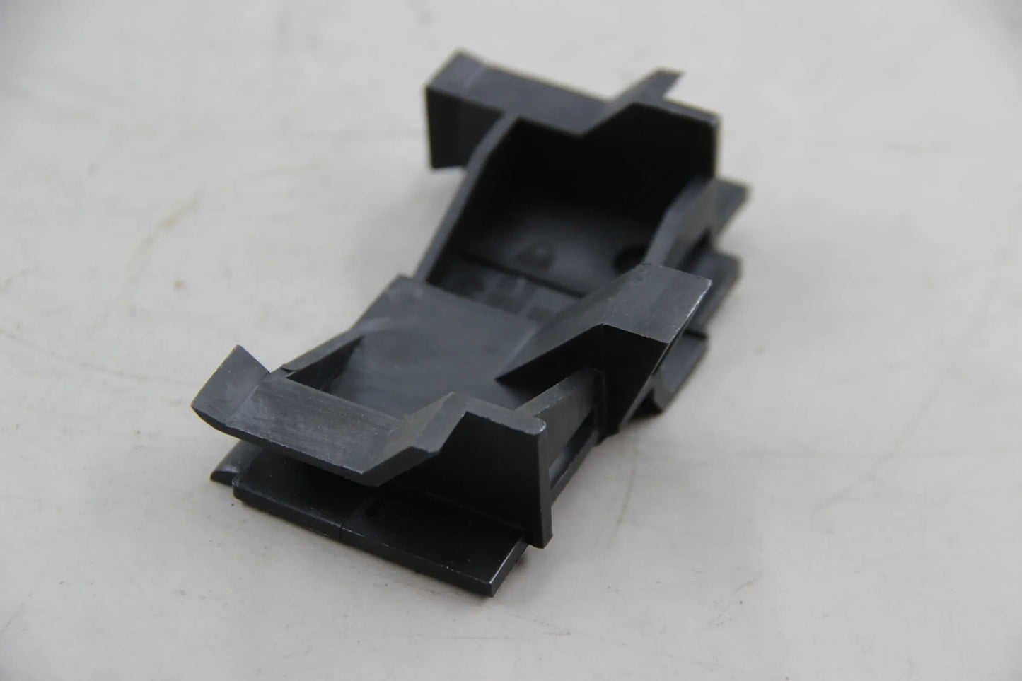Original BMW E30 316 316i 318i 320i 325i Halter vorne rechts 51111953098