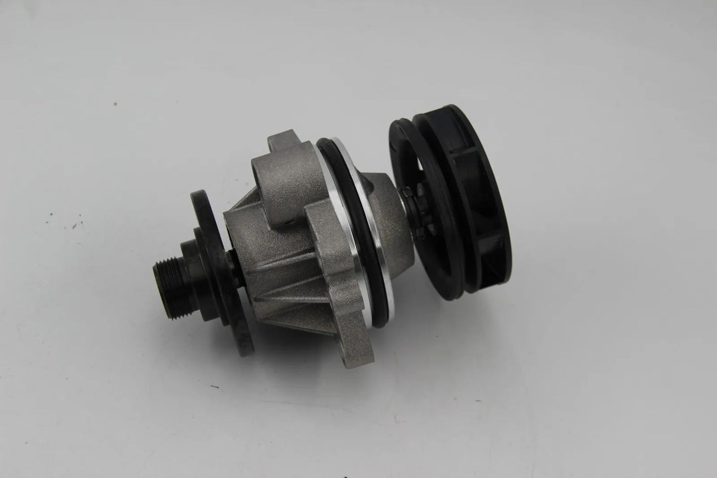 Original BMW E46 E39 E60 E38 X3 X5 M54 Kühlmittelpumpe mechanisch 11517527910