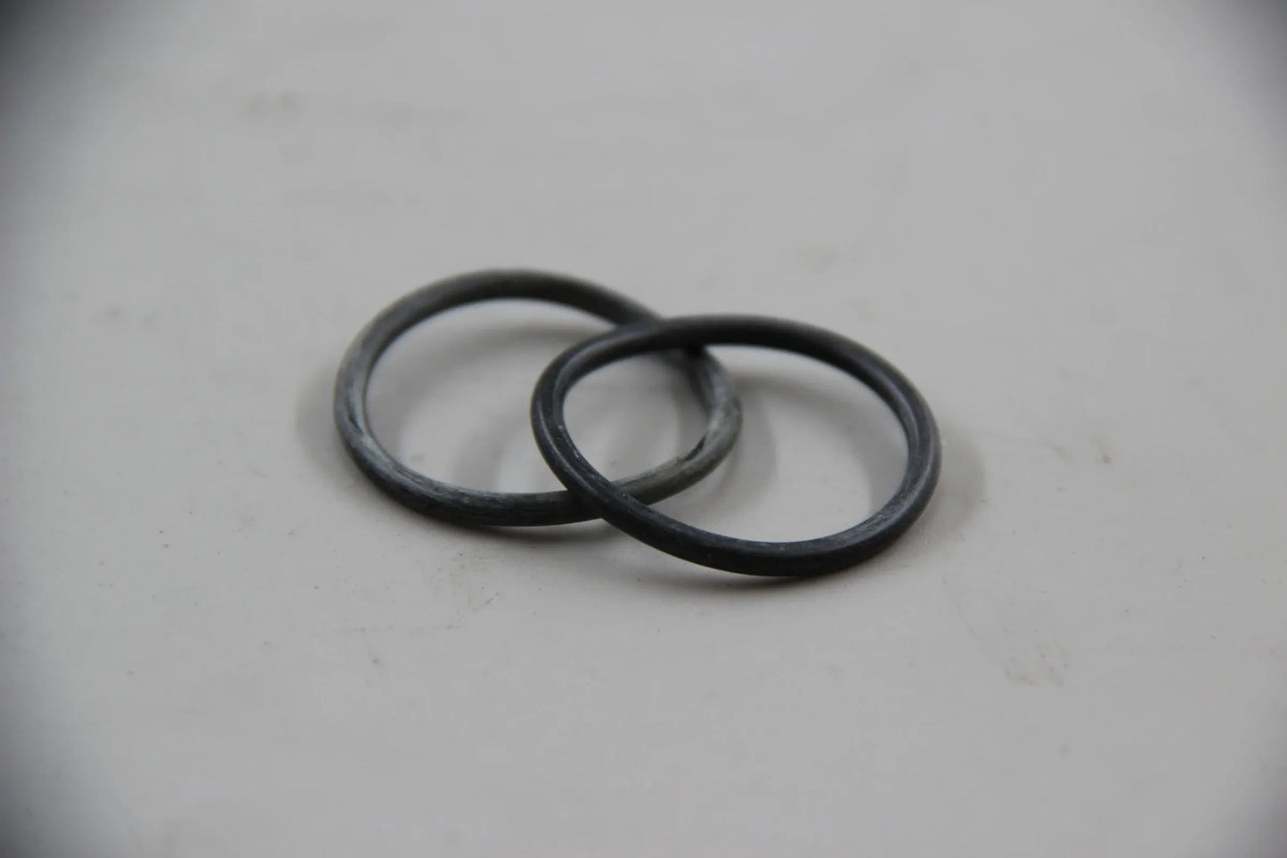 Original BMW 2x Dichting 28X2,65 11422244547