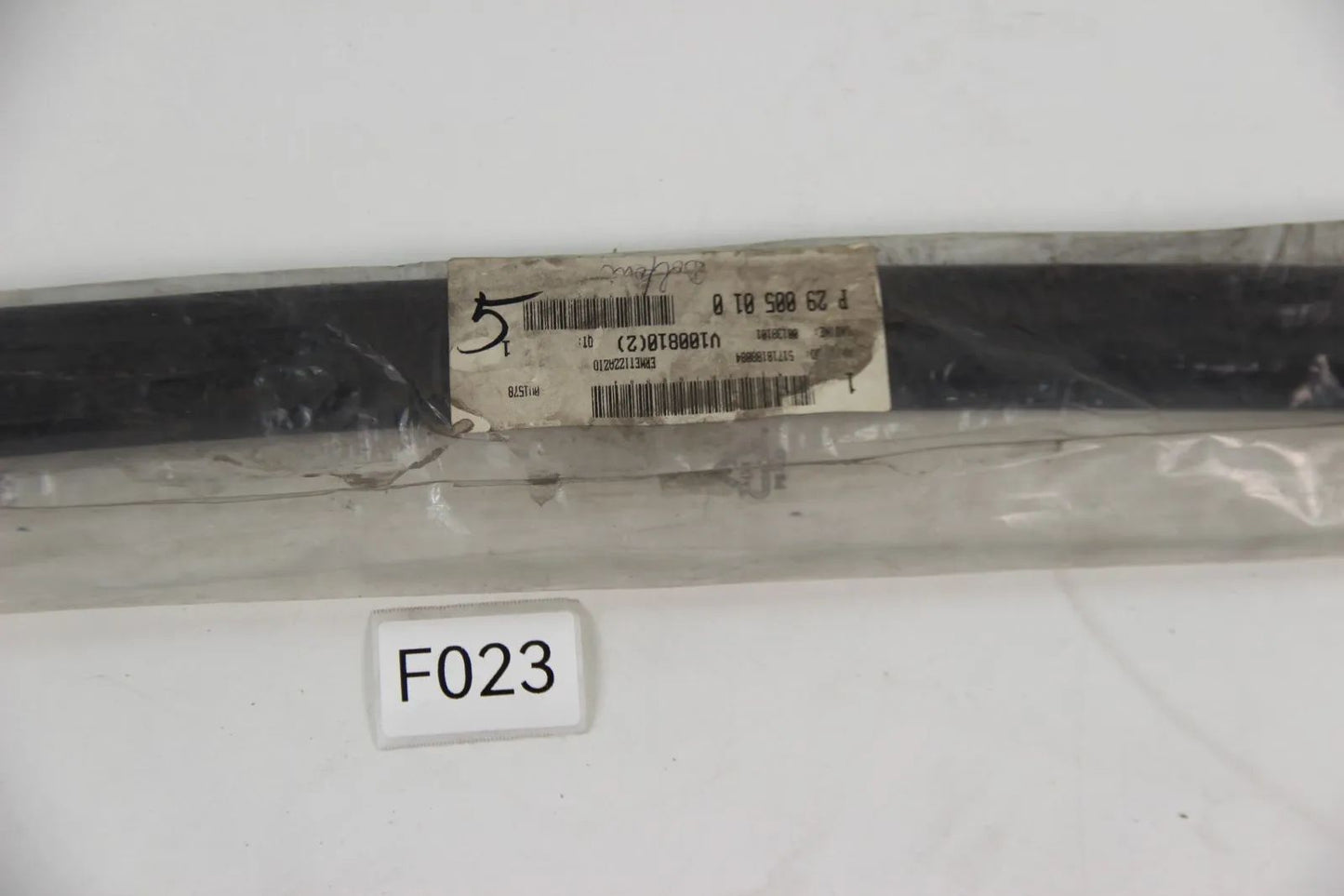 BMW E36 3er Touring 316i-328i Abdichtung Stoßstange Hinten NOS 51718188084