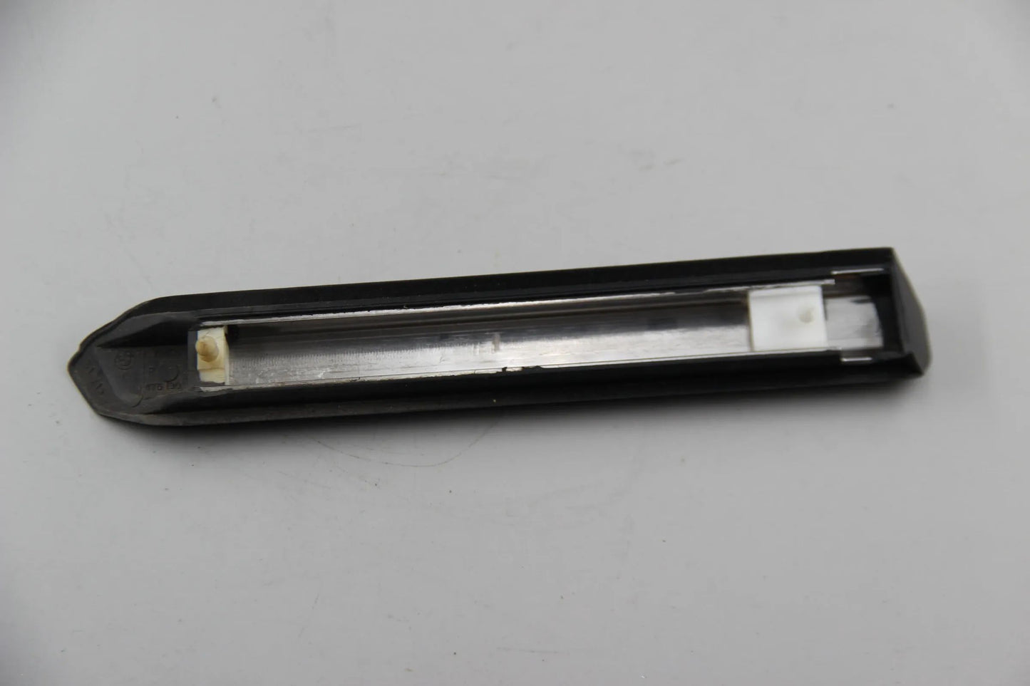 Original BMW E30 325ix M20 Stossleiste Seitenwand vorne rechts 51131935446