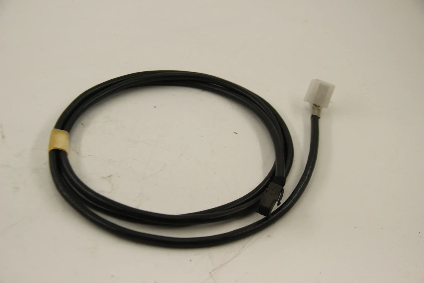 Original BMW E46 316i-330xi Verbindungskabel CD-Wechsler 1890MM 61126900951