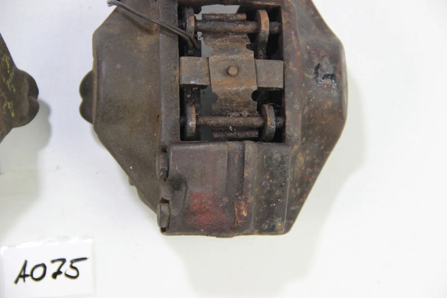 BMW E10 Neue Klasse Bremssattel vorne links rechts 34111104273 34111101843 OEM