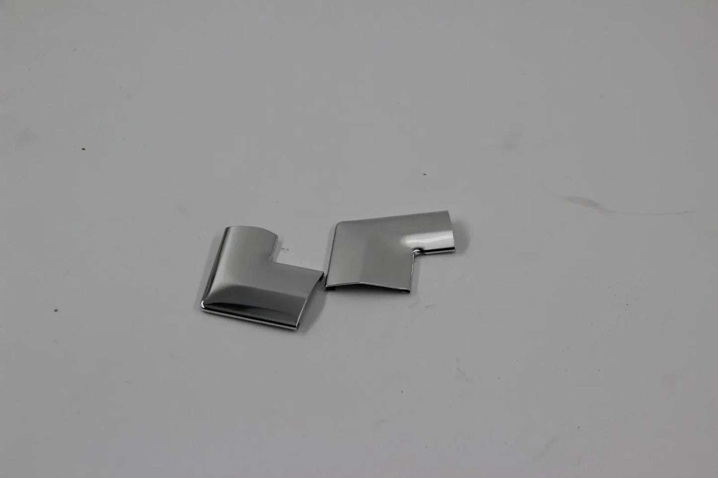 Original BMW E23 7er 728 728i-733i Eckblende Chrom Blende L+R NOS 51311842136