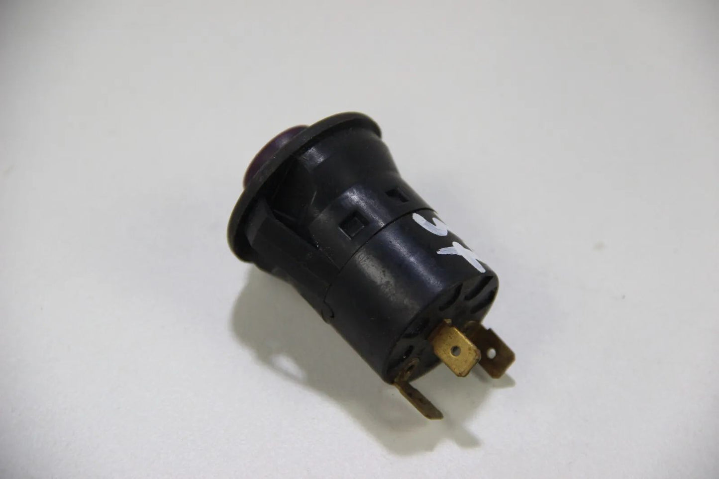 Original BMW E21 E10 Schalter Lila Switch Schalter OEM 3er 02 2002