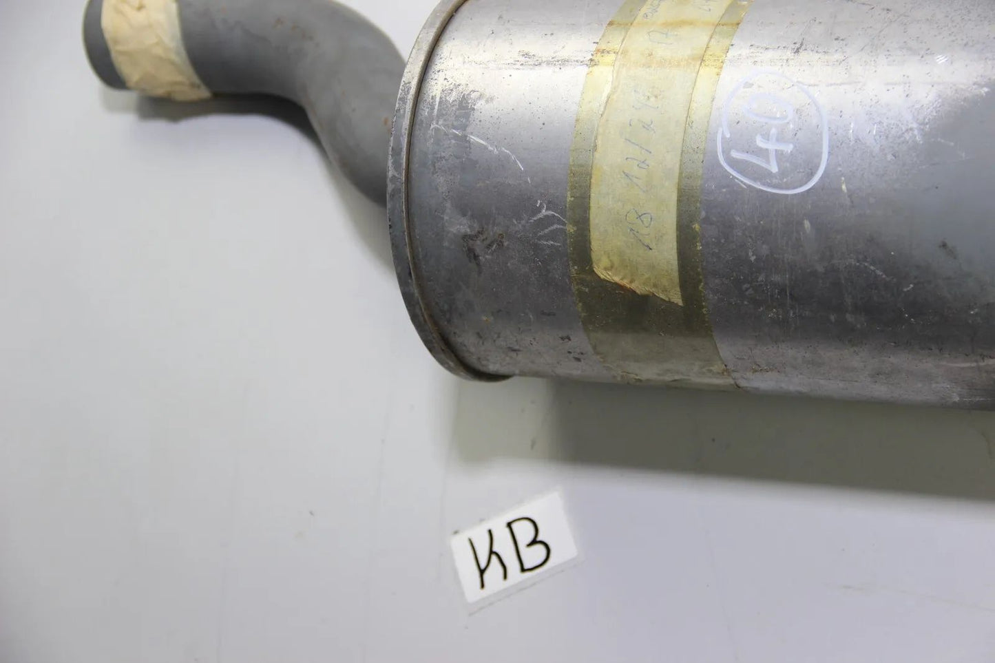 Original BMW NEU  1812246047 Auspuff Exhaust Schalldämpfer Silencer