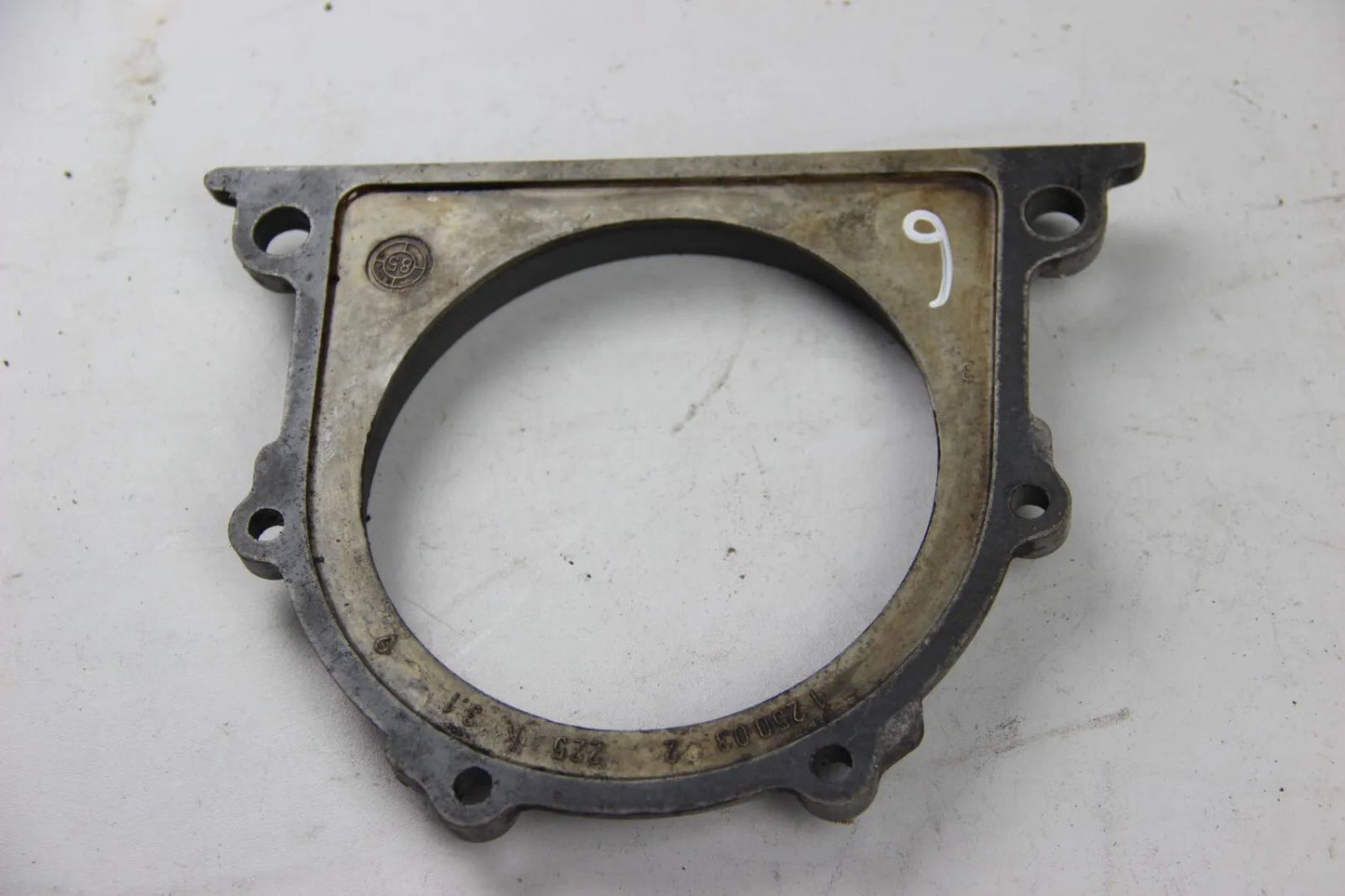 BMW E12 E23 E24 E32 E34 M30  Kurbelwellengehäus Kurbelgehäuse Abdeckung  1250033