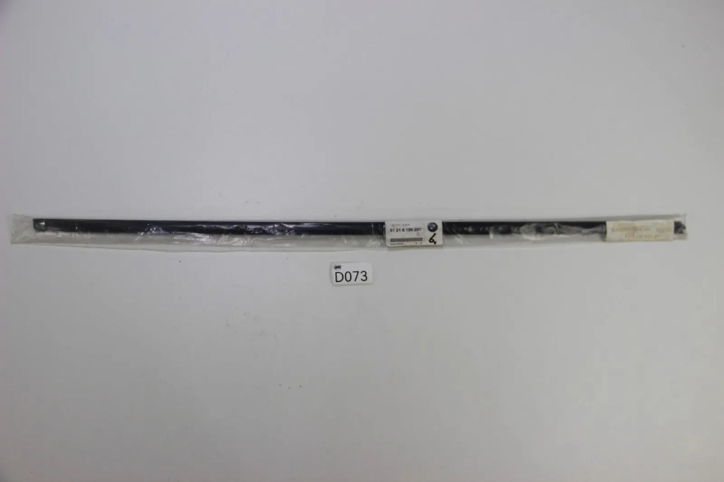 Original BMW E39 5er Brustleiste vorne außen links 51218159257 Cover Trim