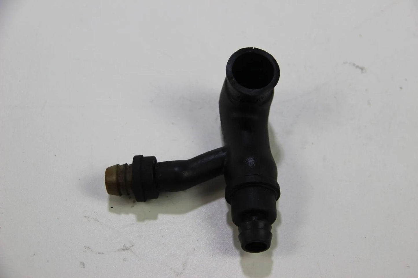 Original BMW E32 E34 Kurbelgehäuse Entlüftung Rohrgelenk 1719841