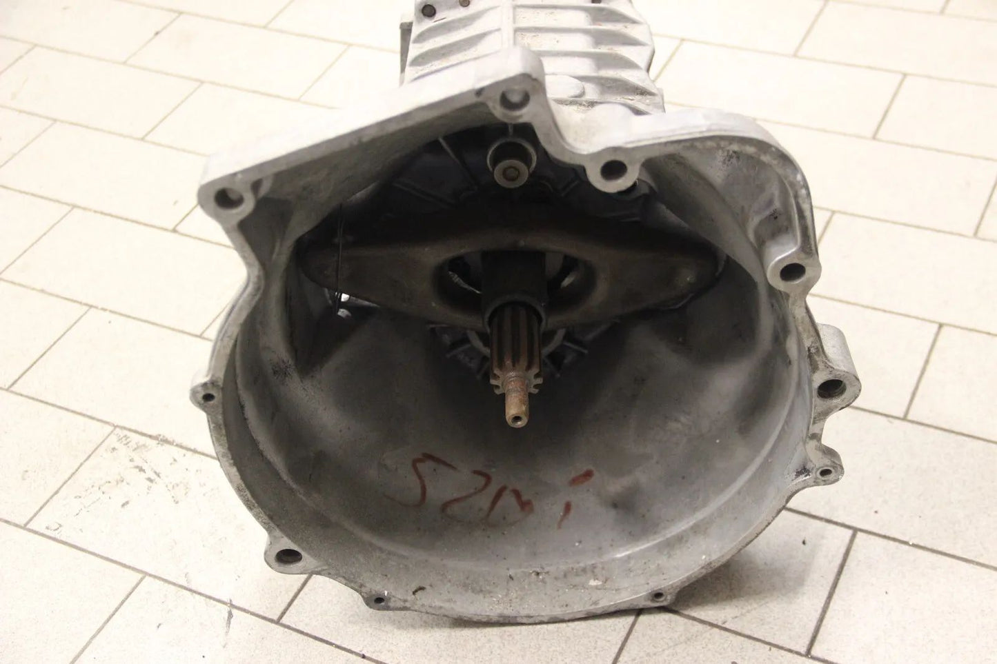 Original BMW Getriebe Getrag 242 E28 520i  242.0.0171.90 AX Gearbox OEM
