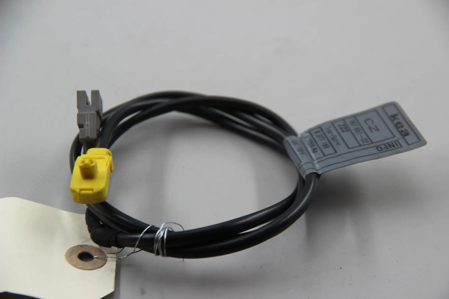 Original BMW E39 E38 7er 5er Rep.-Kabel Gurtstrammer 920 MM 61138377199