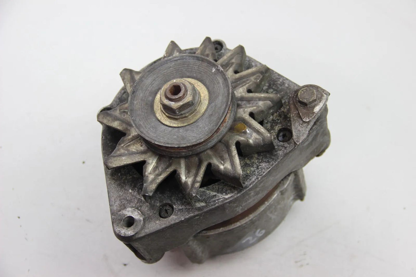 BMW Lichtmaschine Alternator E30 320i 325i M20b20 M20b25 80A Bosch 0120469757