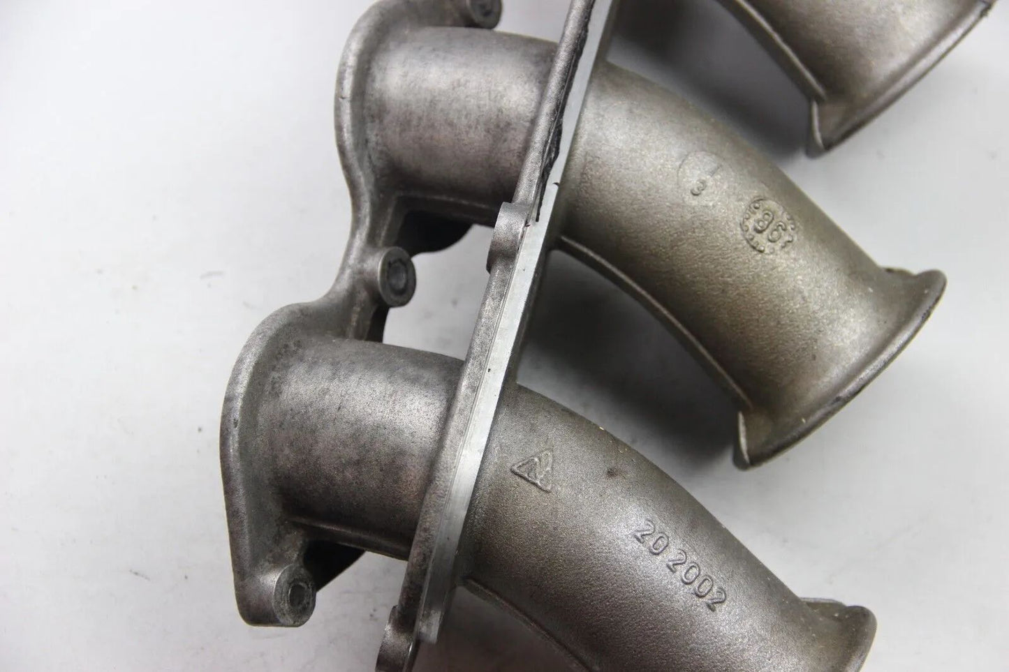 BMW E30 M3 Ansaugtrichter Trompeten 46mm 13082999