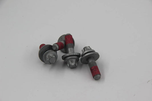 Original BMW E39 E60   Schraube Aussentorx Hinterachswelle 4Stk. 33326764563