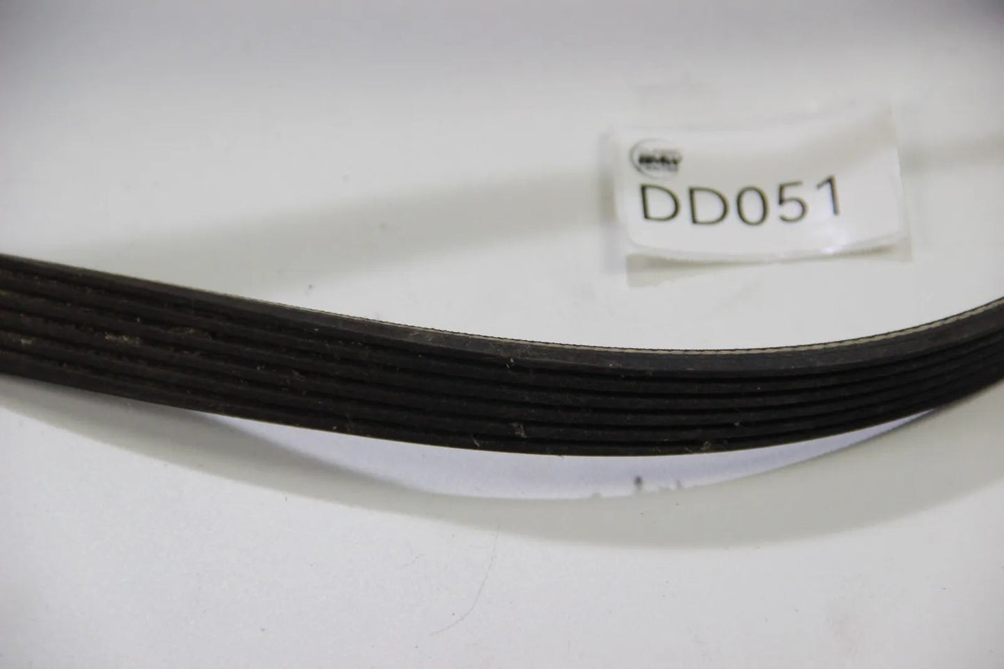 NEU BMW Original E31 8er Keilrippenriemen 6kx1180 NOS 11281747277 Keilriemen