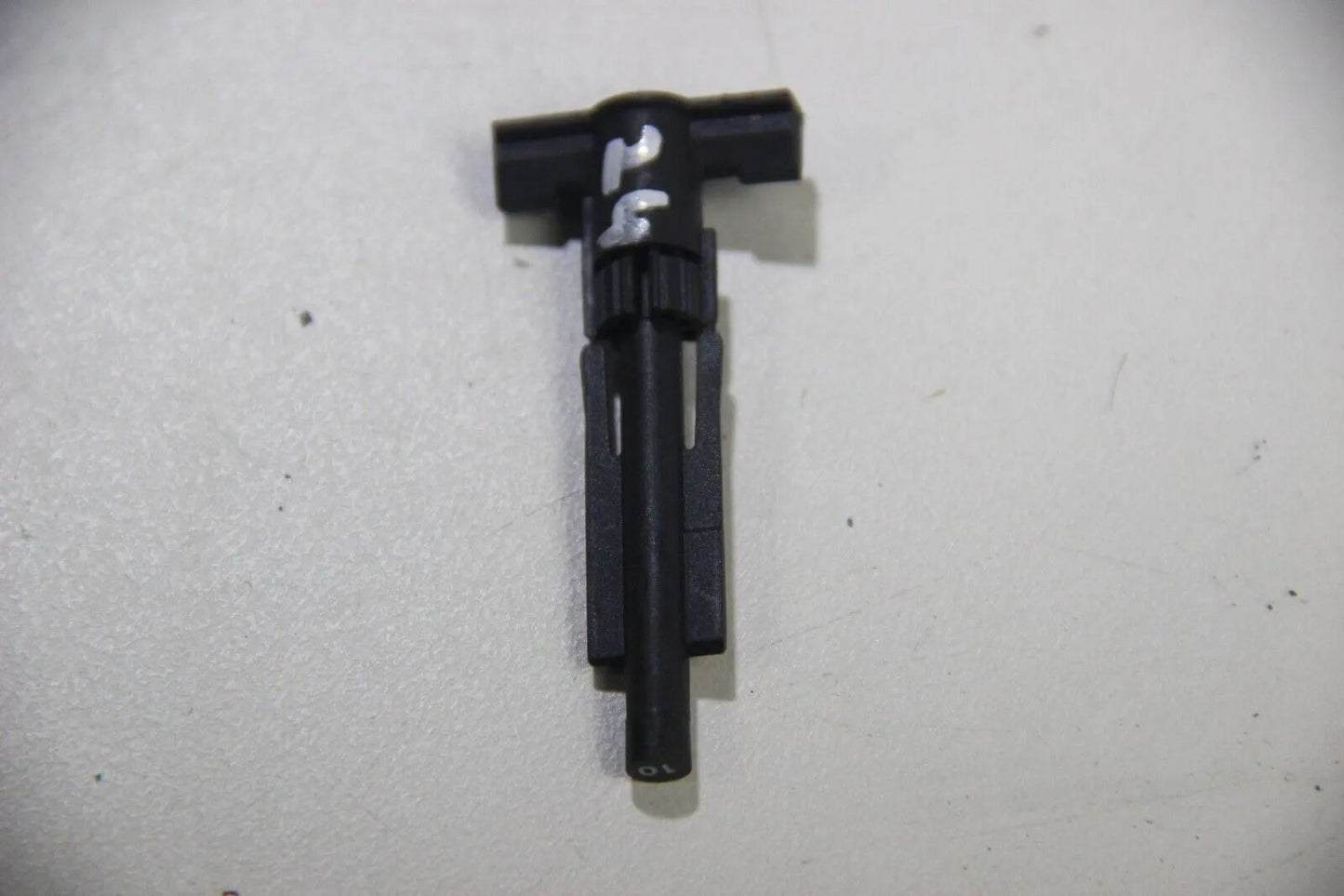 Original BMW E30 325i 6-Zyl Kombiinstrument Codierstecker 10 Coding Plug