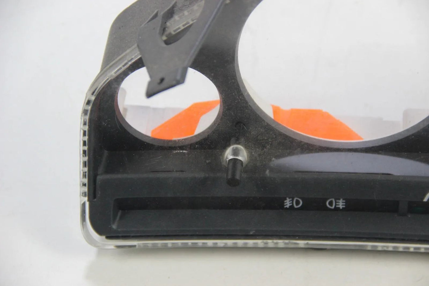 BMW E30 316i 318i	Kombiinstrument Tacho Gehäuse für Tachos mit Quartz Uhr