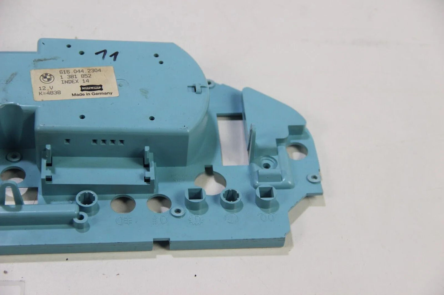 BMW E30 316i-325i 325e Kombiinstrument Abdeckung Rückplatte Blau 1385582