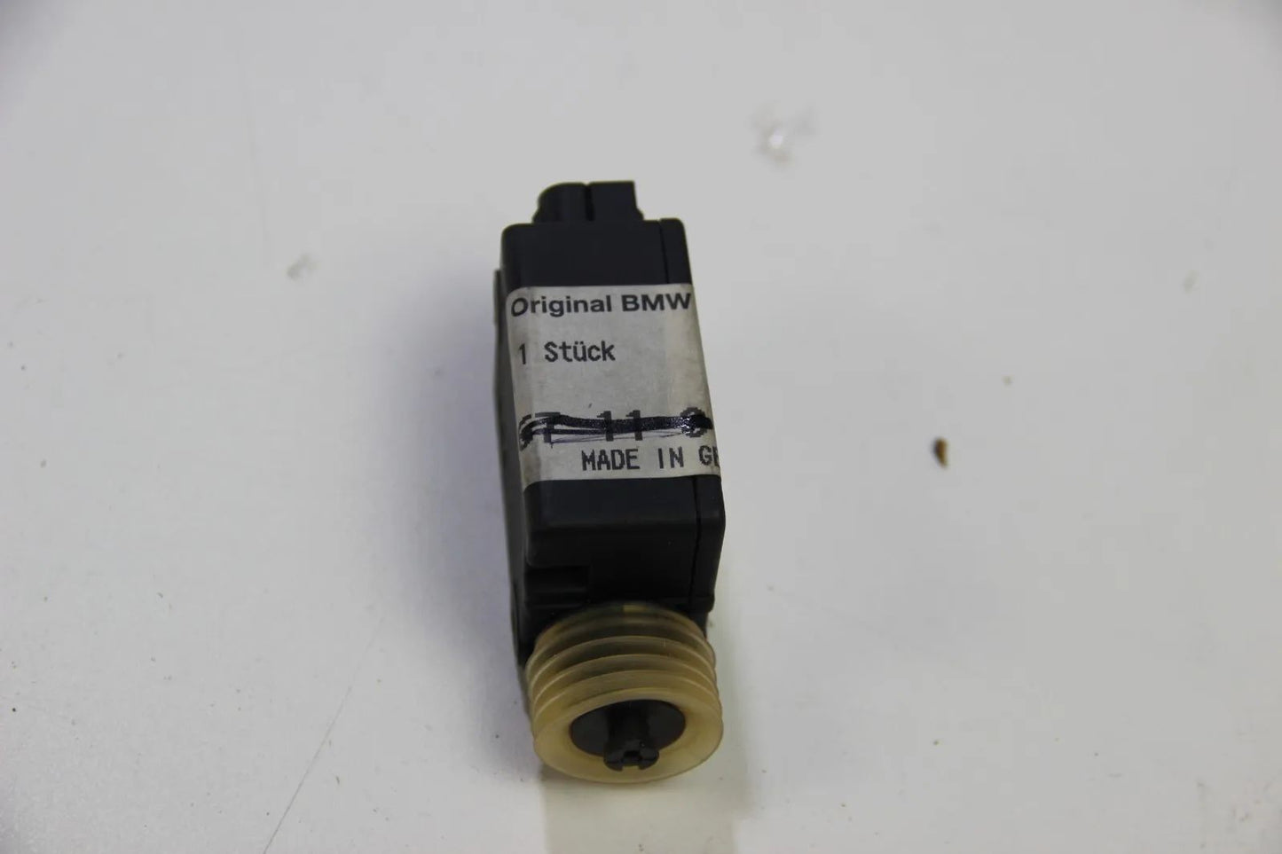 NEU BMW Original E38 Stellantrieb Heckklappe 67118360 Zentralverriegelung