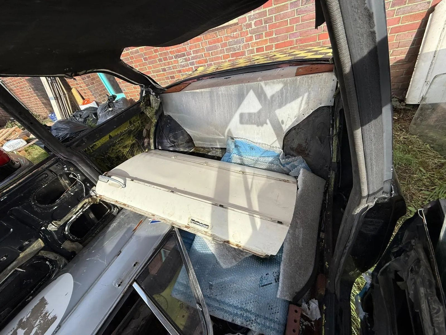 BMW 2002 Blechspender Teilespender Restaurationsobjekt Scheunenfund