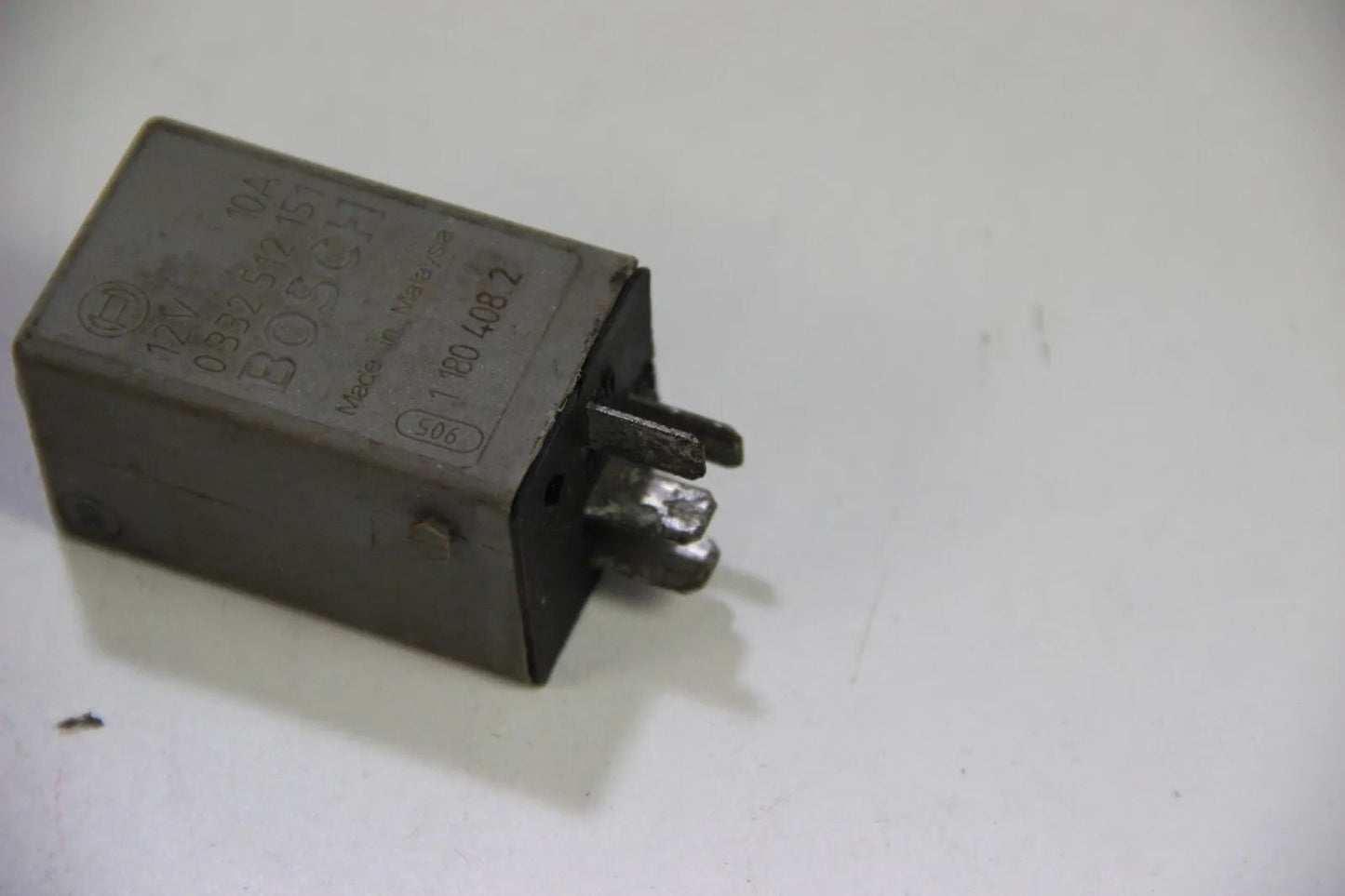 Original Bosch E32 E31 E34 Relais Niveauregulierung 0332512151 Oldtimer