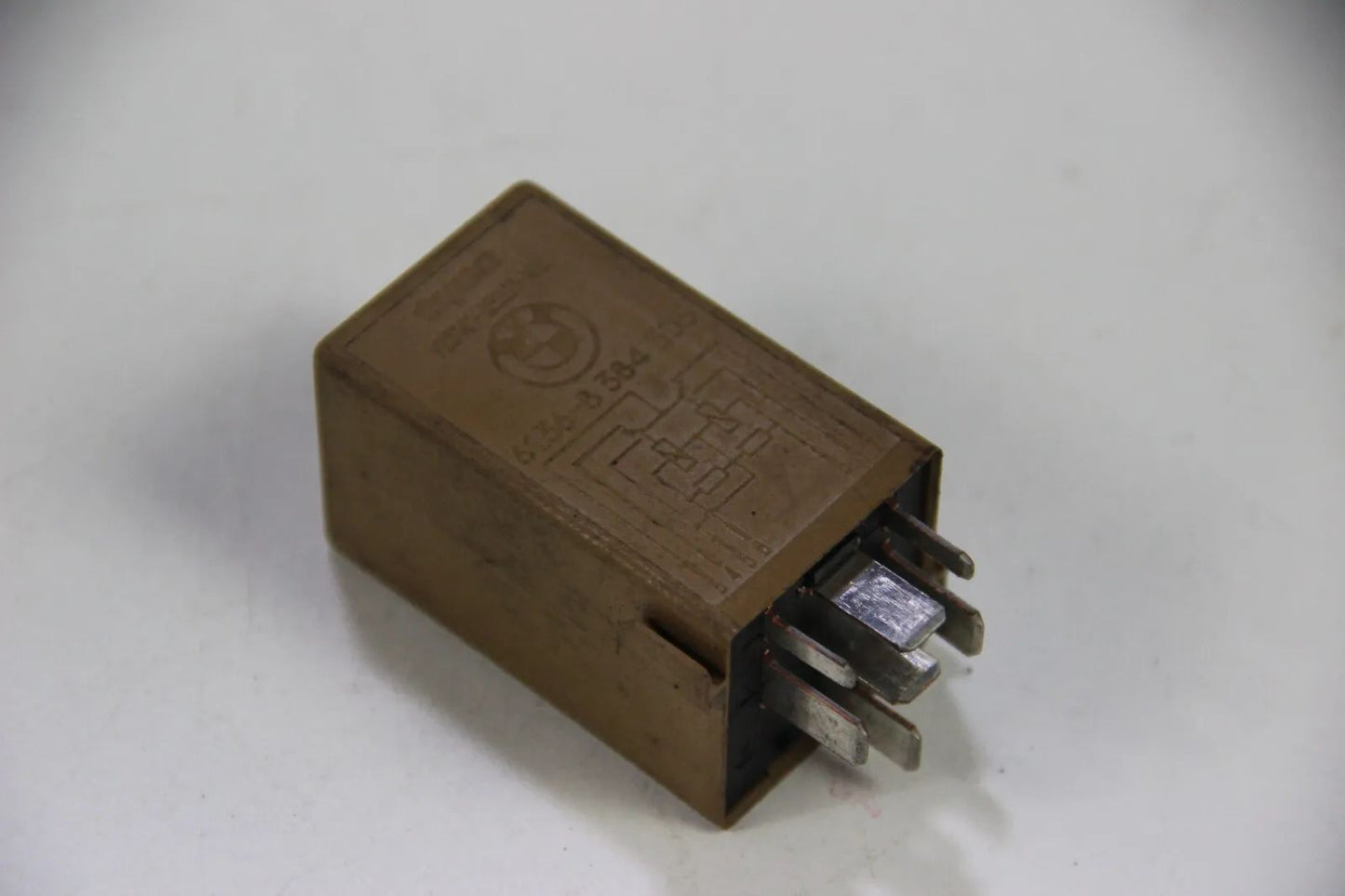 Original BMW E36 E46 E39 E60  Doppelrelais Scheibenwischer  61368384505