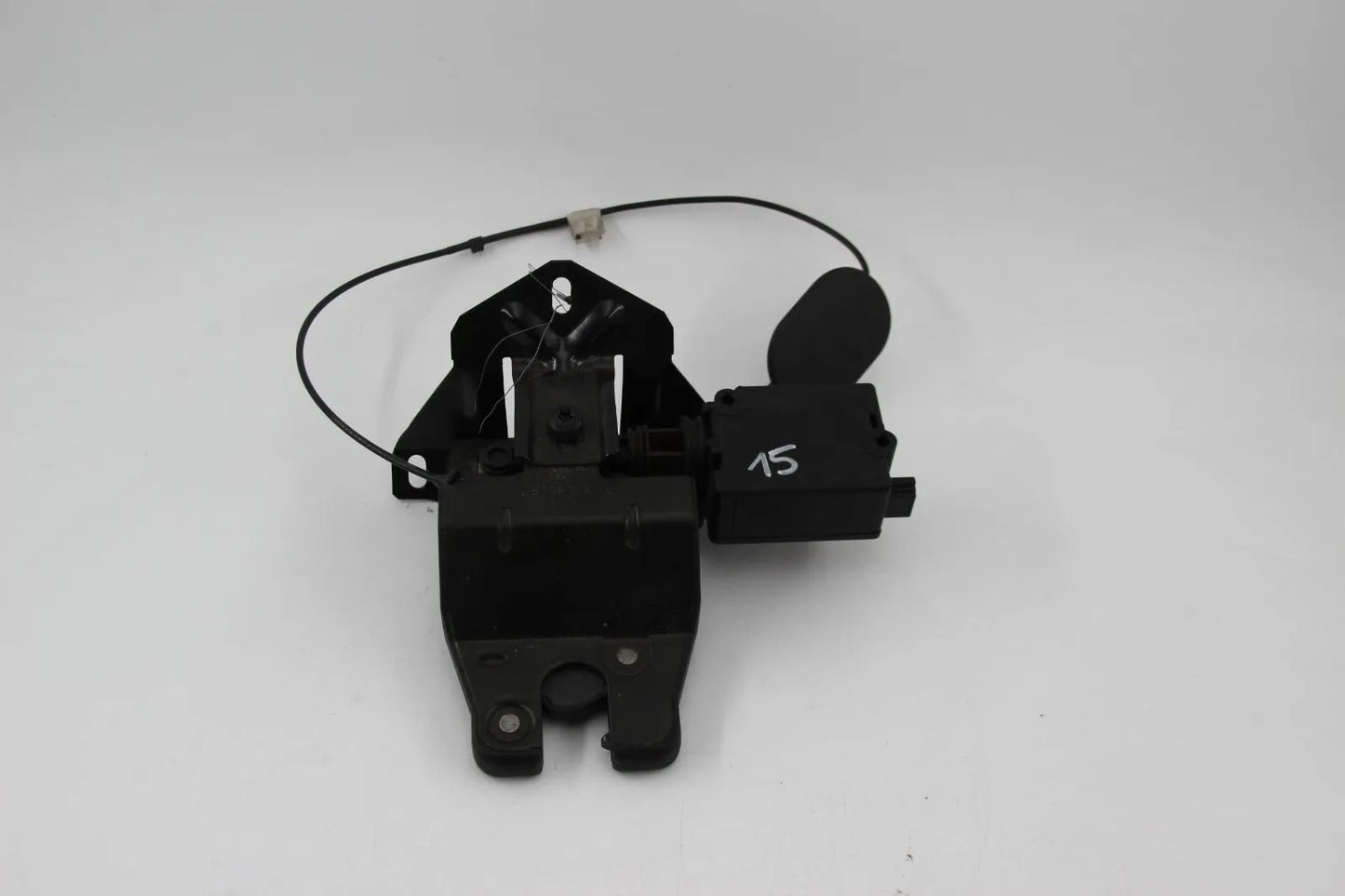 Original BMW E39 520d-540i Schloss Heckklappe 51248168892