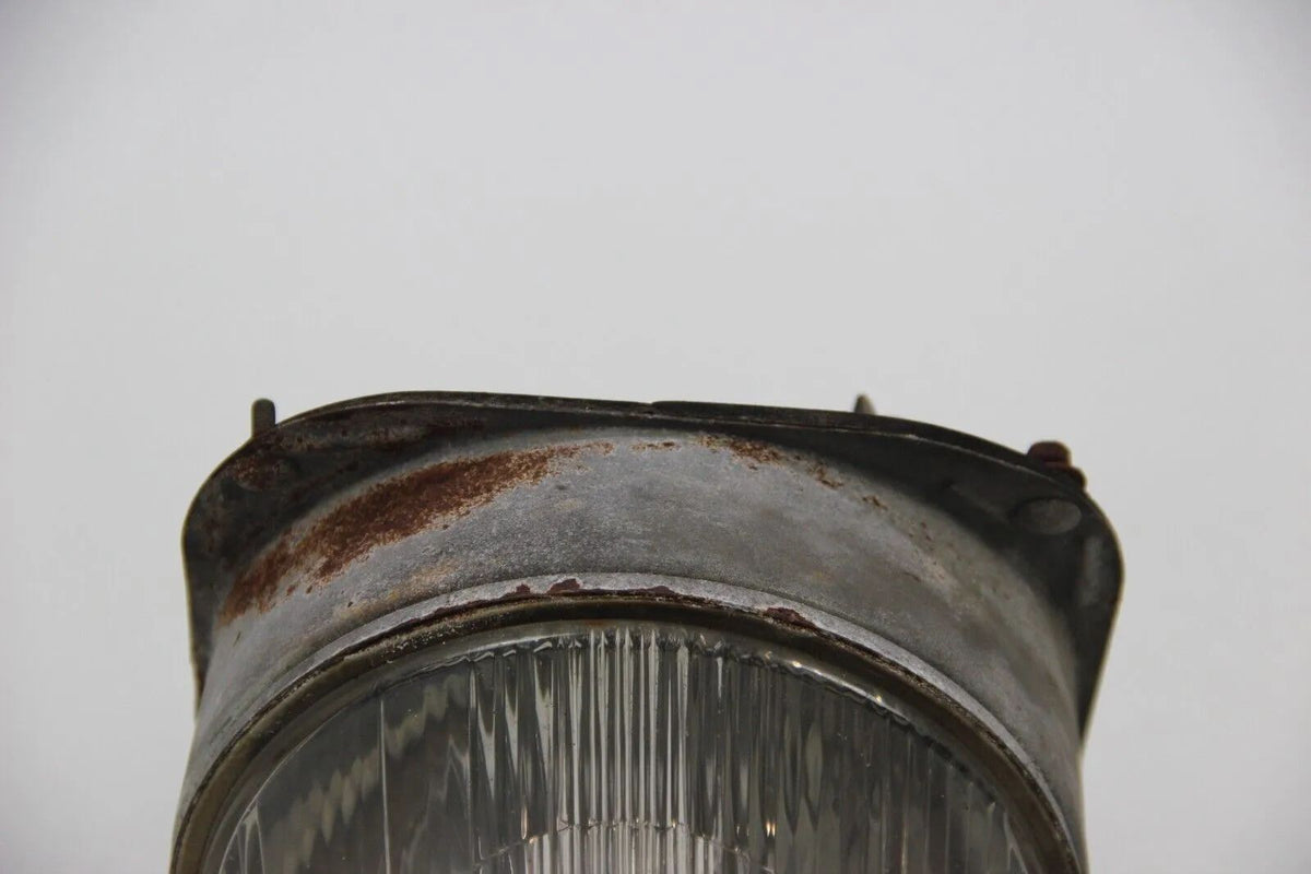 Original BMW E10 1502 1602 1802 2002 Scheinwerfer vorne 1305603021 0301705001