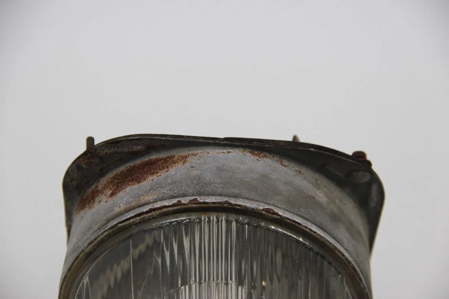 Original BMW E10 1502 1602 1802 2002 Scheinwerfer vorne 1305603021 0301705001