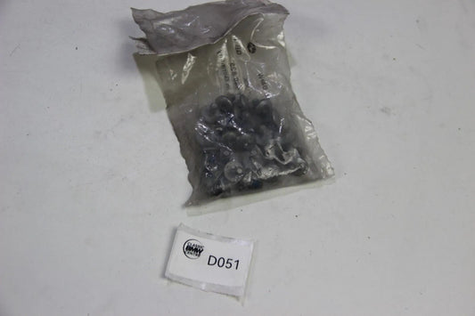 NEU Original BMW E34 E39 E31 E61 Torxschraube mit Scheibe ISA M6x12 51211940825