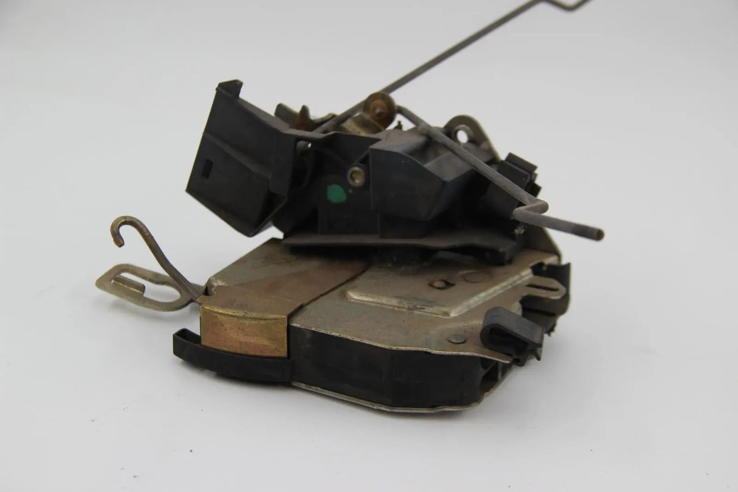 Original BMW E36 316i-328i M3 Limo Drehfallenschloss vorne rechts 51218122204