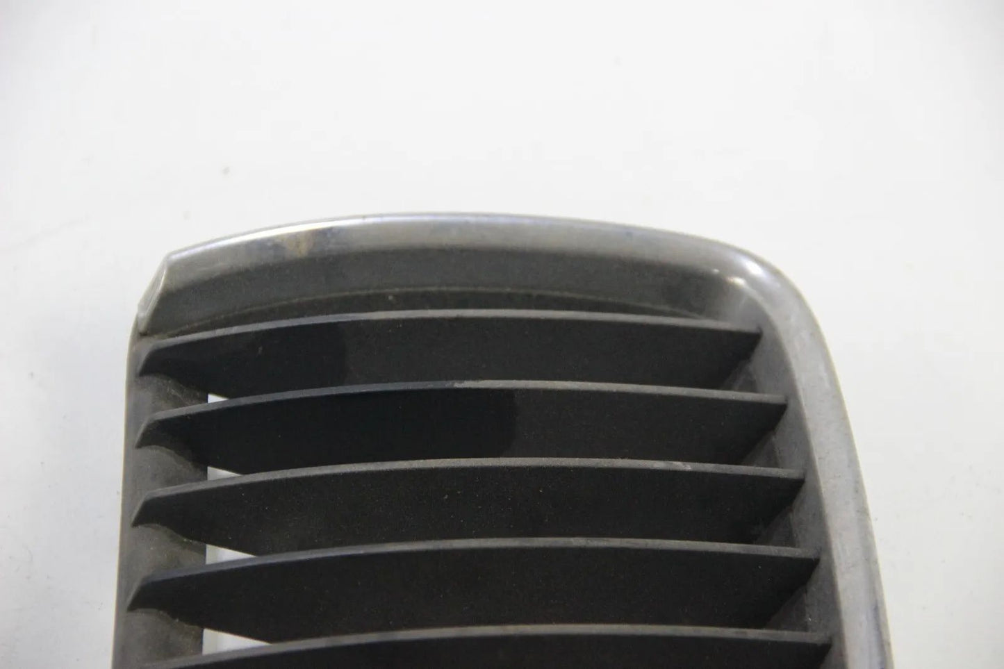 Original BMW E90 E91 3er Ziergitter Chrom Niere Rechts Kühlergrill 51137120008